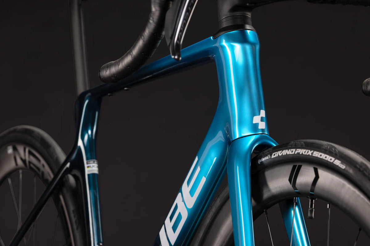 Cube Cube Agree C:62 Race chromeblue´n´liquidblue 2027