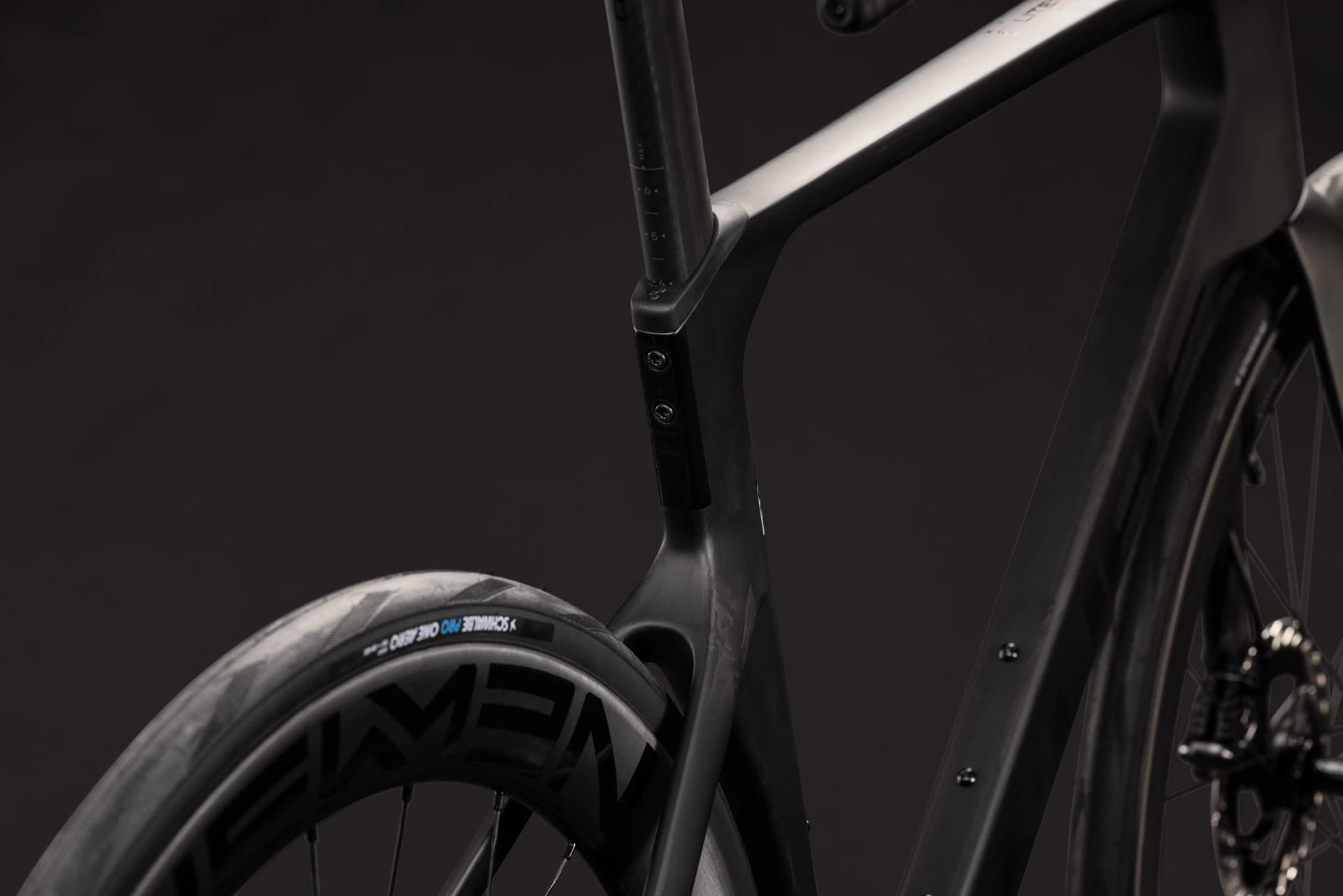 Cube Litening Aero C:68X Race carbon´n´chrome 2027