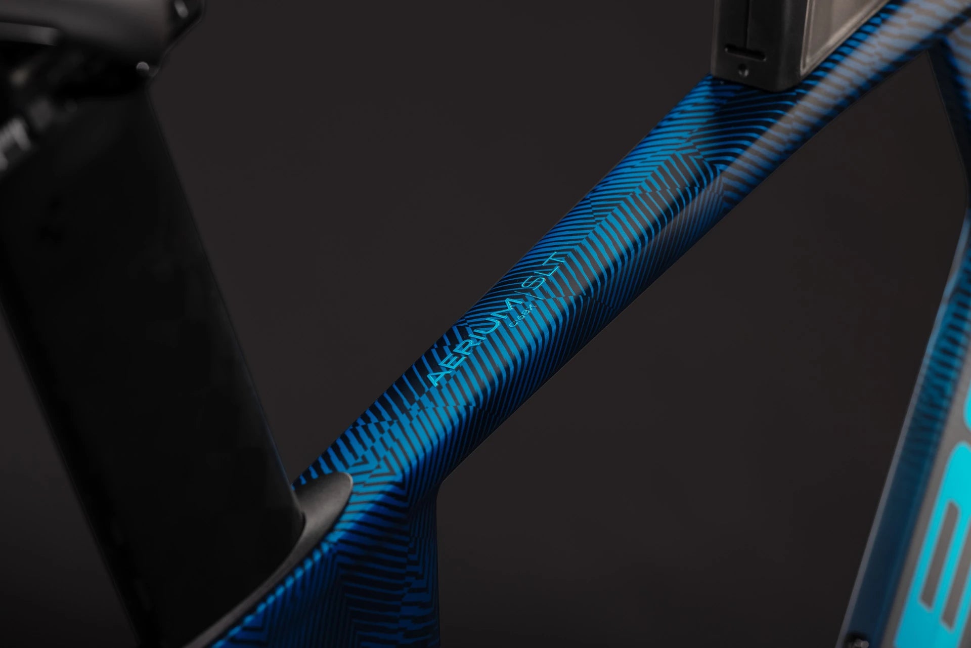 Cube Aerium C:68X SLT liquidbluegrid´n´chrome 2027