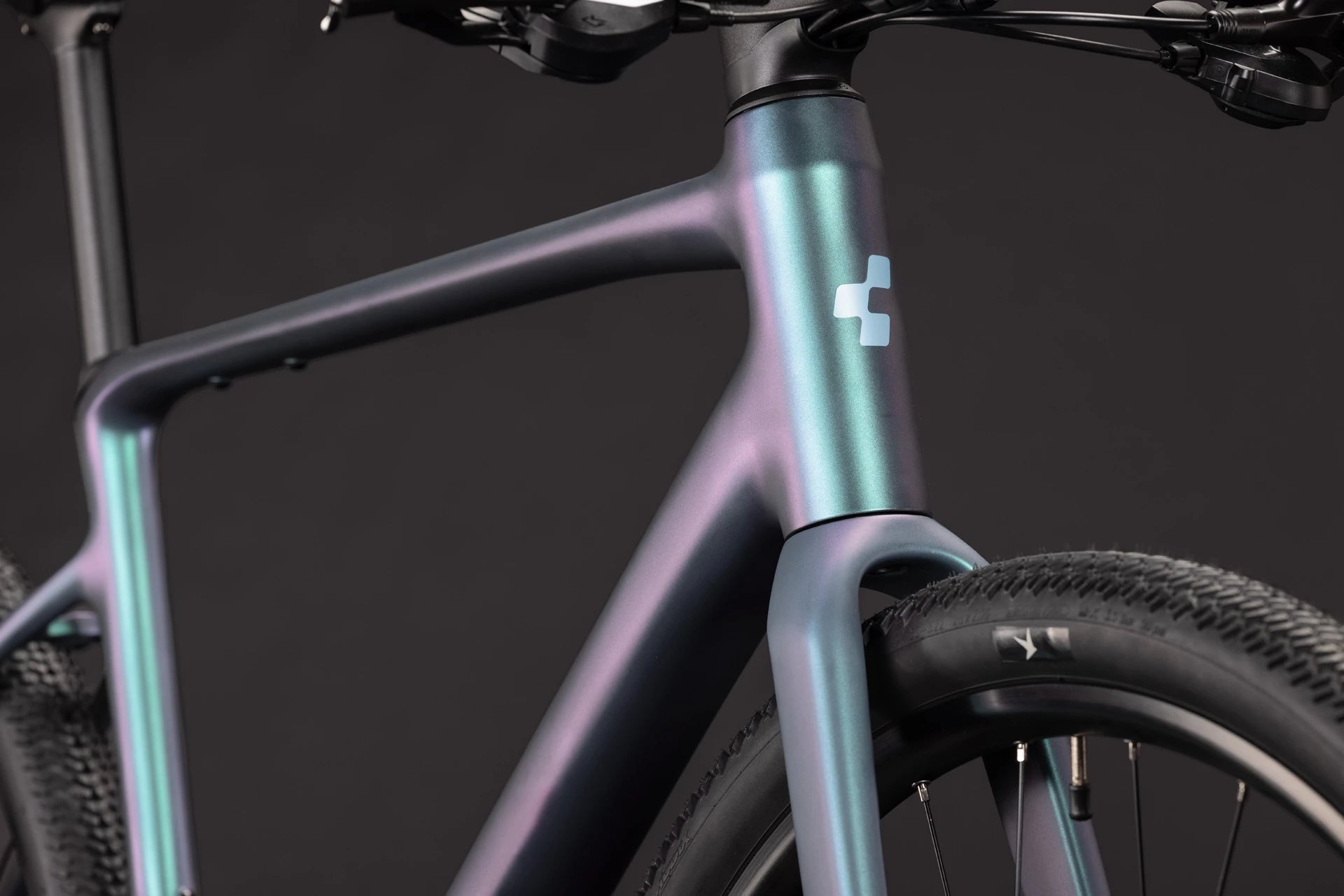 Cube Nulane Race smaragdgrey´n´prizm 2027