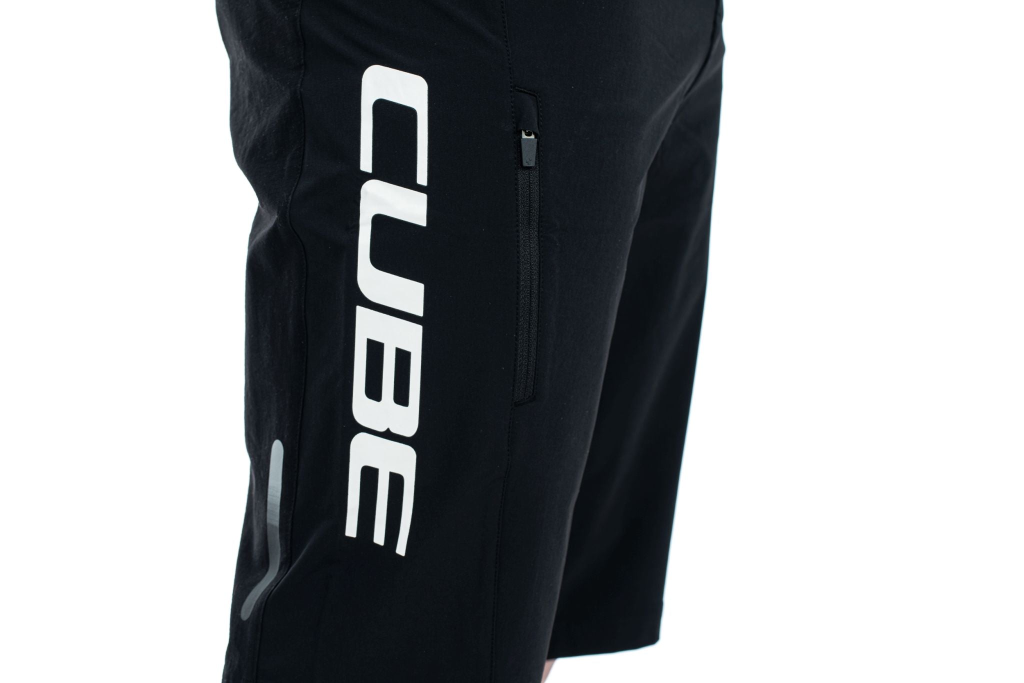 Cube BLACKLINE Baggy Shorts
