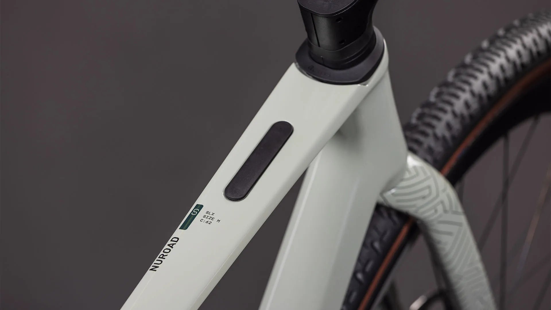 Cube Nuroad C:62 SLX reedbeige´n´chrome 2026