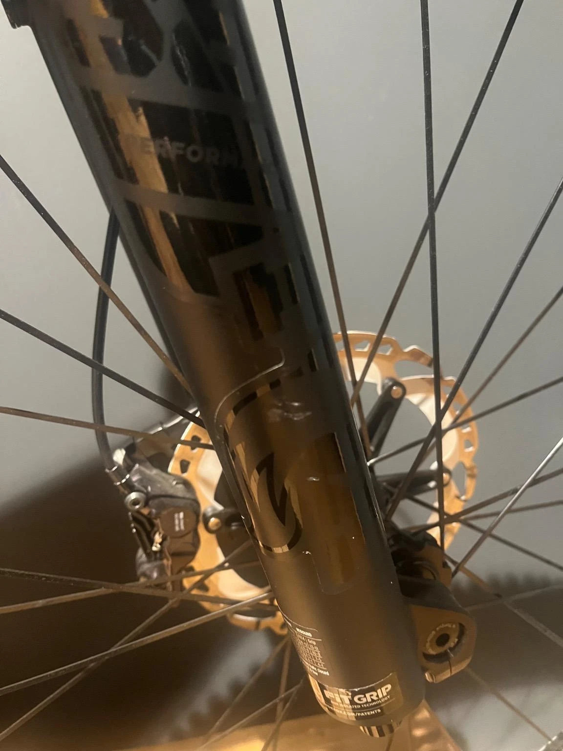 Mondraker Crafty Carbon R Grau/Schwarz/Gelb | B-Ware