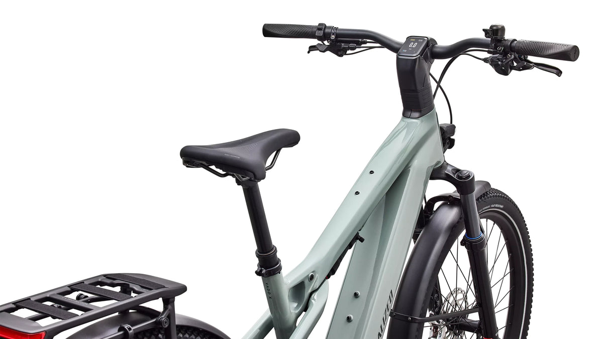 Specialized Vado 3 x 4.0 nb Gloss Agave Grey / Oak Green Metallic / Brushed Chrome Decal 2027