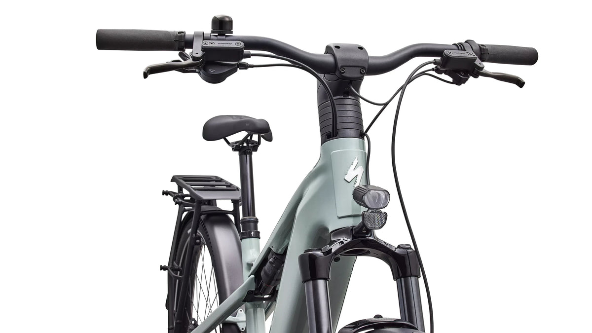 Specialized Vado 3 x 4.0 nb Gloss Agave Grey / Oak Green Metallic / Brushed Chrome Decal 2027