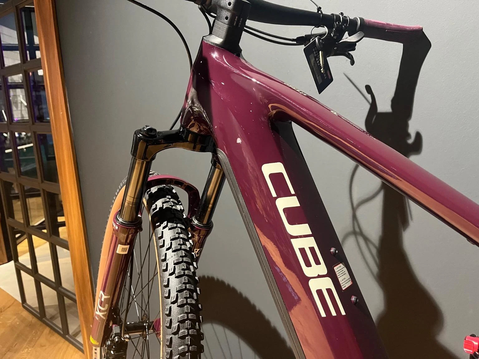 Cube Stereo Hybrid ONE22 Pro 600 amarone´n´grey | B-Ware | M 02