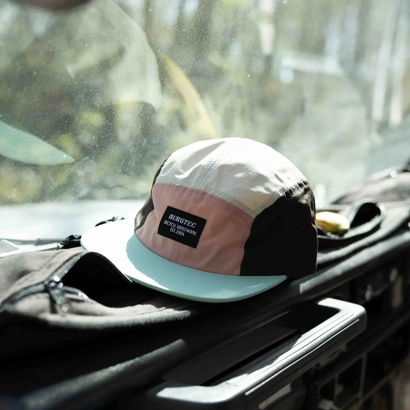 Burgtec Courier Five Panel - Liquid-Life #Wähle Deine Farbe_neopolitan
