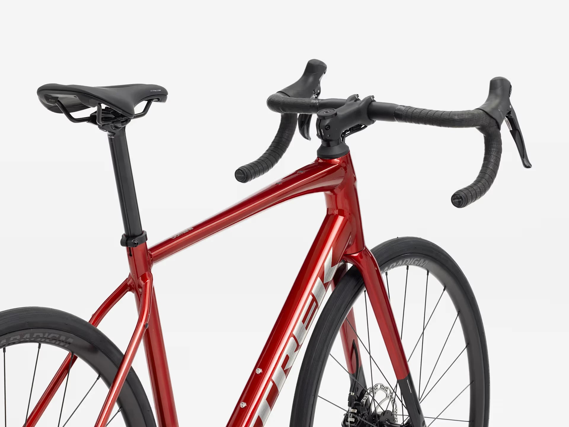 Trek Domane AL 2 Gen 4 Fury Red 2027