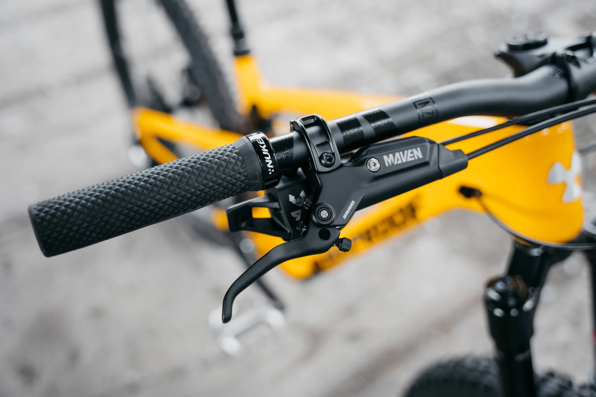 Nukeproof Reactor 290 Alloy Pro Eagle90 yellow 2026