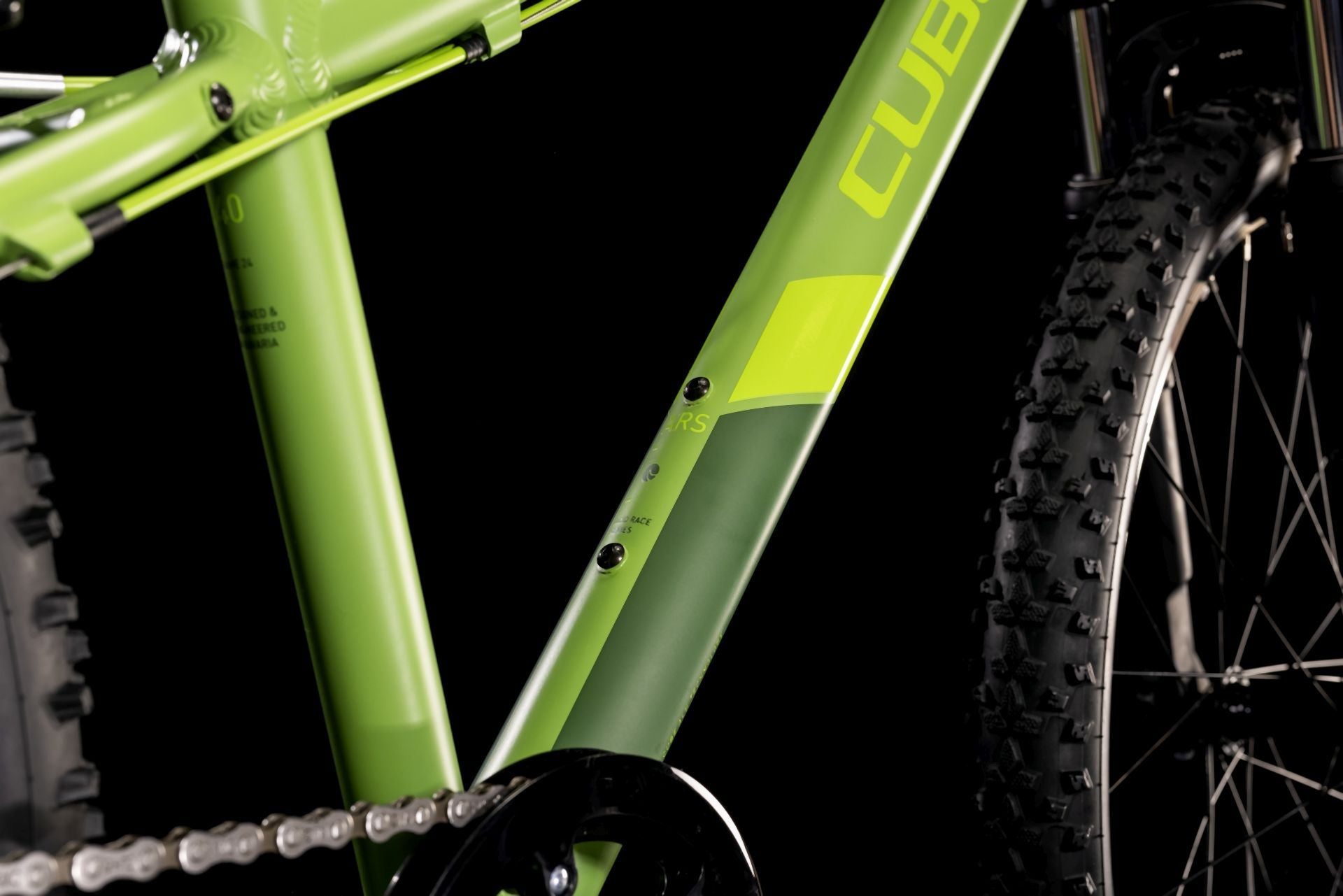 Cube Acid 240 green´n´pine