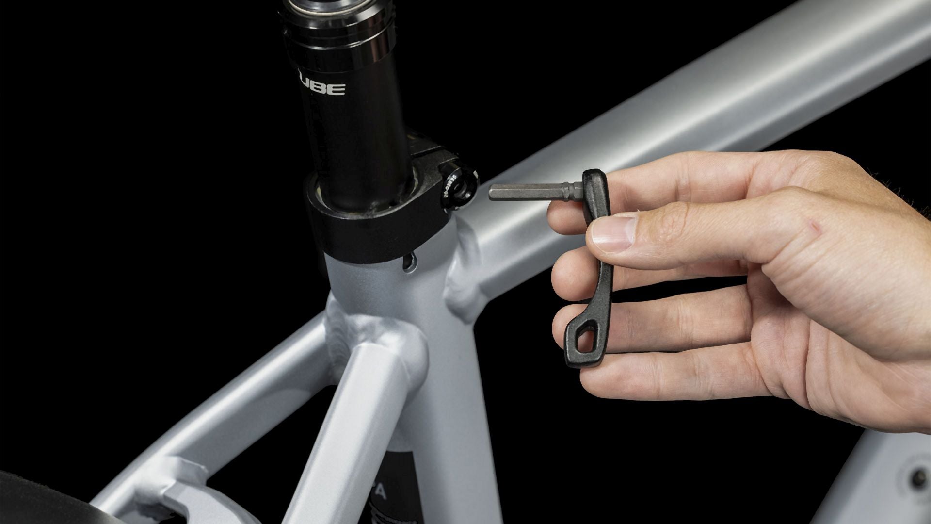 Cube Nuride Hybrid EXC 750 Allroad polarsilver´n´black