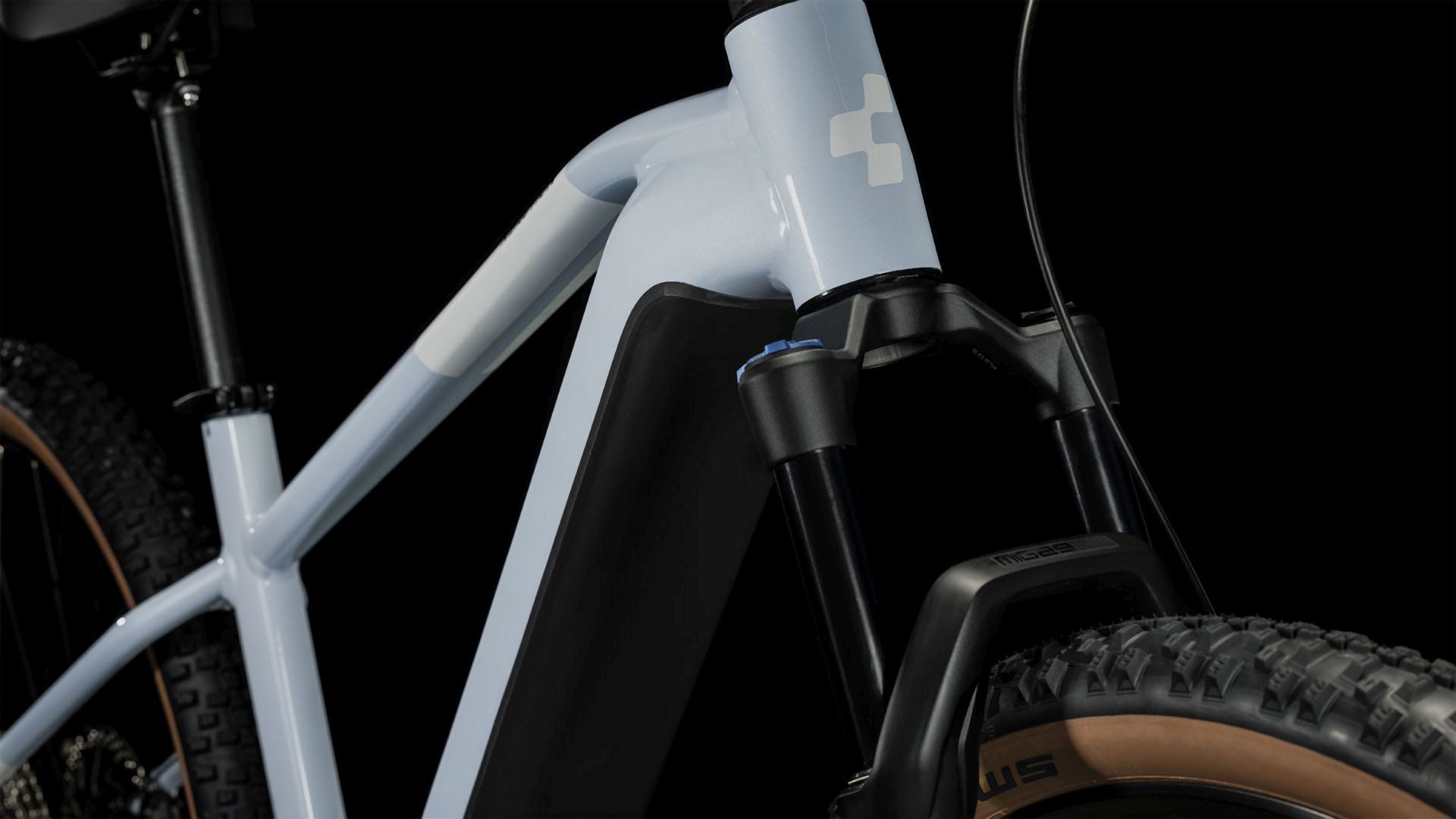 Cube Reaction Hybrid Pro 500 flashwhite´n´black