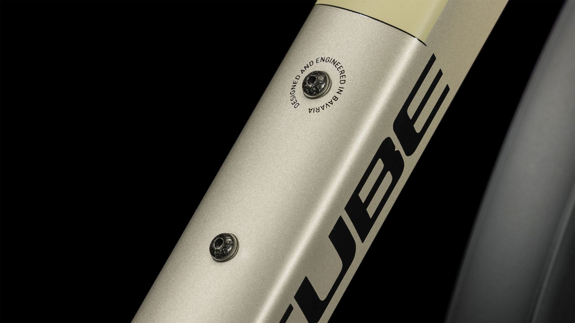 Cube Kathmandu Pro flashstone´n´black