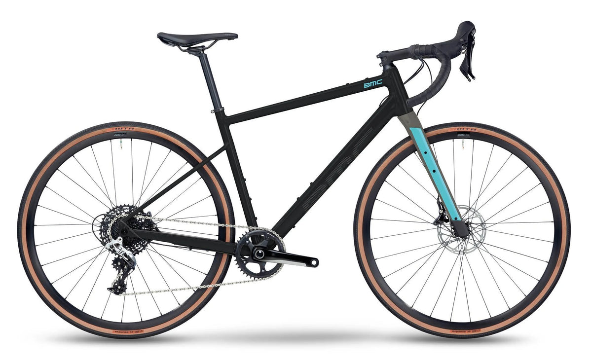bmc trekkingrad Roadmachine AL X TWO - Robustes Gravel Bike Off Sale This sleek Colour:Ti Silver Gränichen schreibt ein Stück