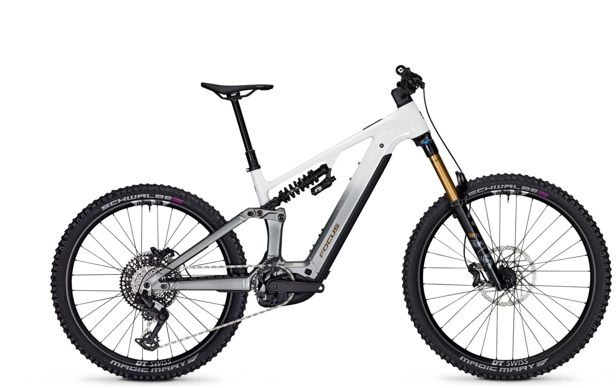 Focus SAM¬≤ 6.9 800 Whiteteelgrey 2025