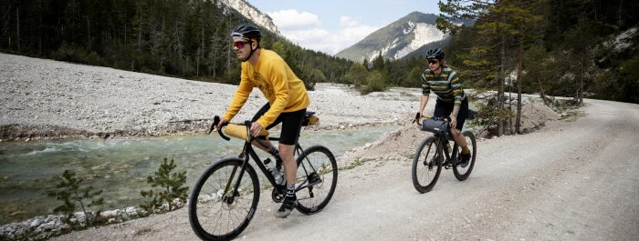 Gravel Bike Beratung und kaufen bei Liquid-Life.de Finde jetzt dein passendes Gravelbike und starte rein ins Bikepacking abenteuer
