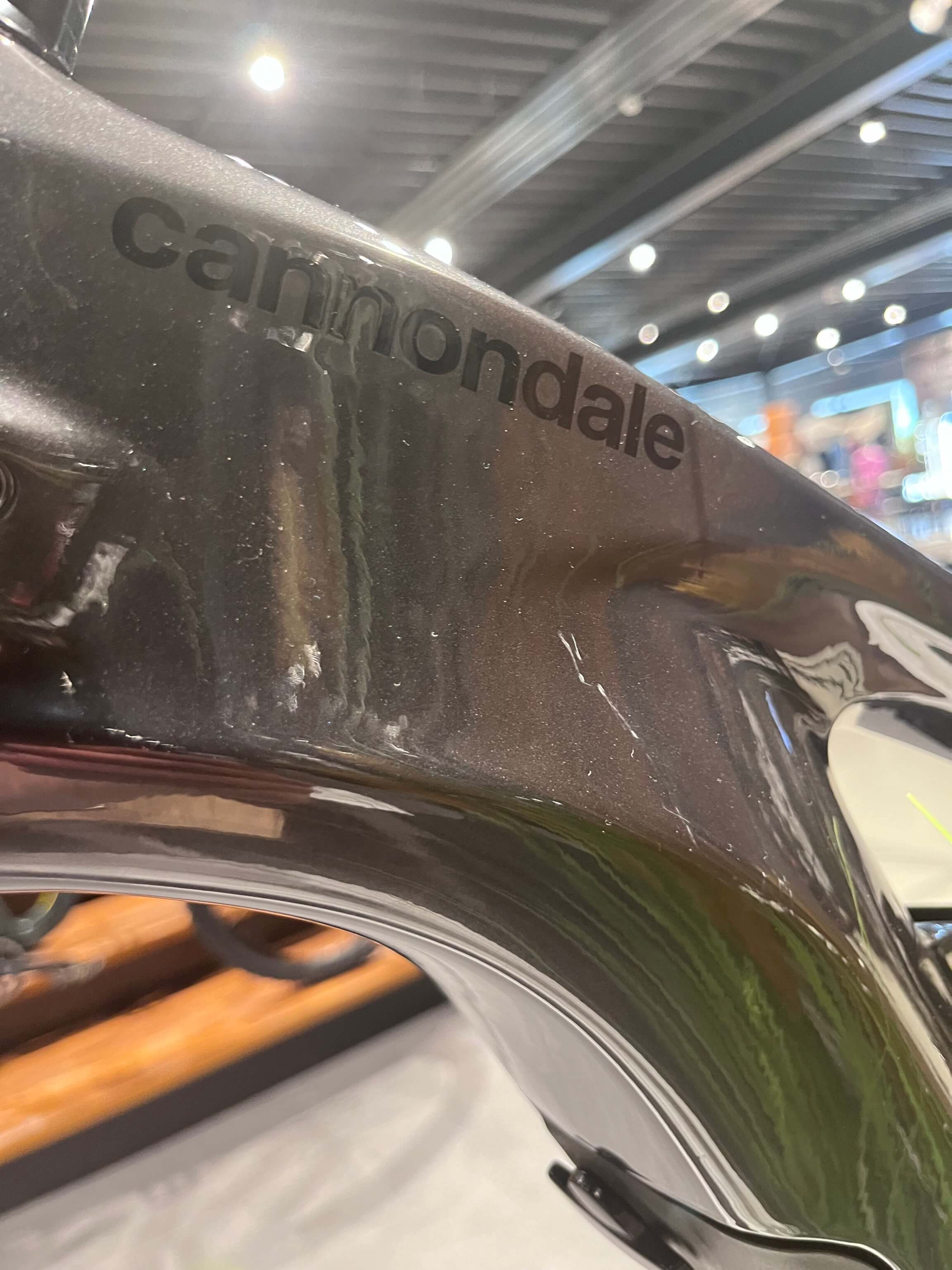Cannondale Moterra NEO Carbon 3+ LTD ZEB | Lackkratzer
