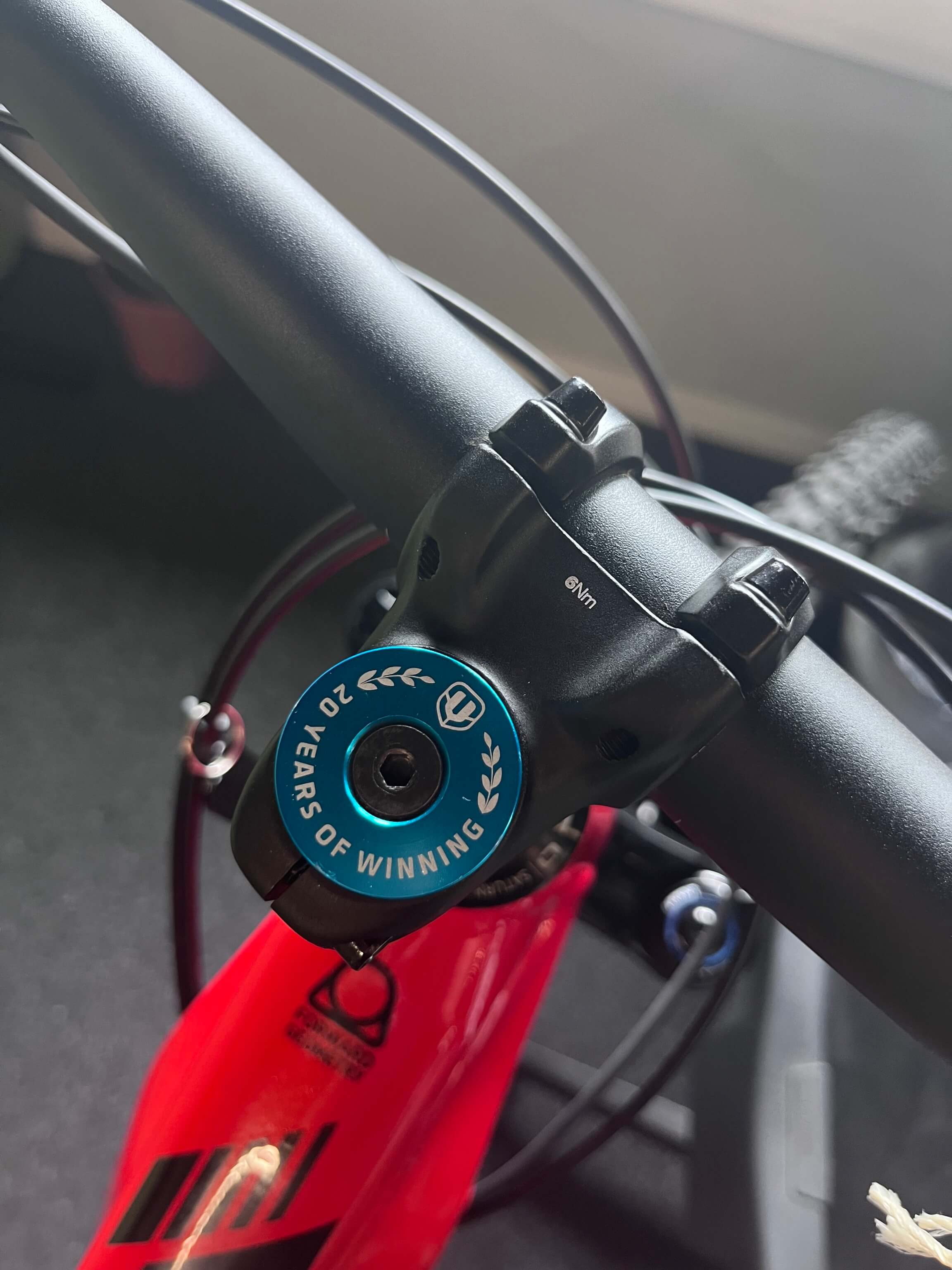 Mondraker Chaser 29 Flame Red | Abweichende Spezifikationen