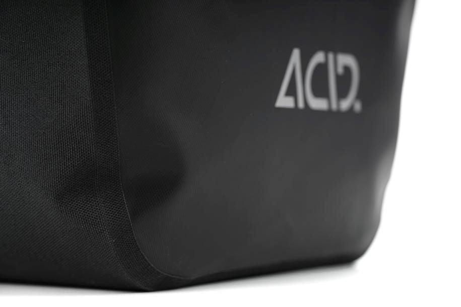 Acid Seitentasche PURE 20/2 SMLink black - Liquid-Life