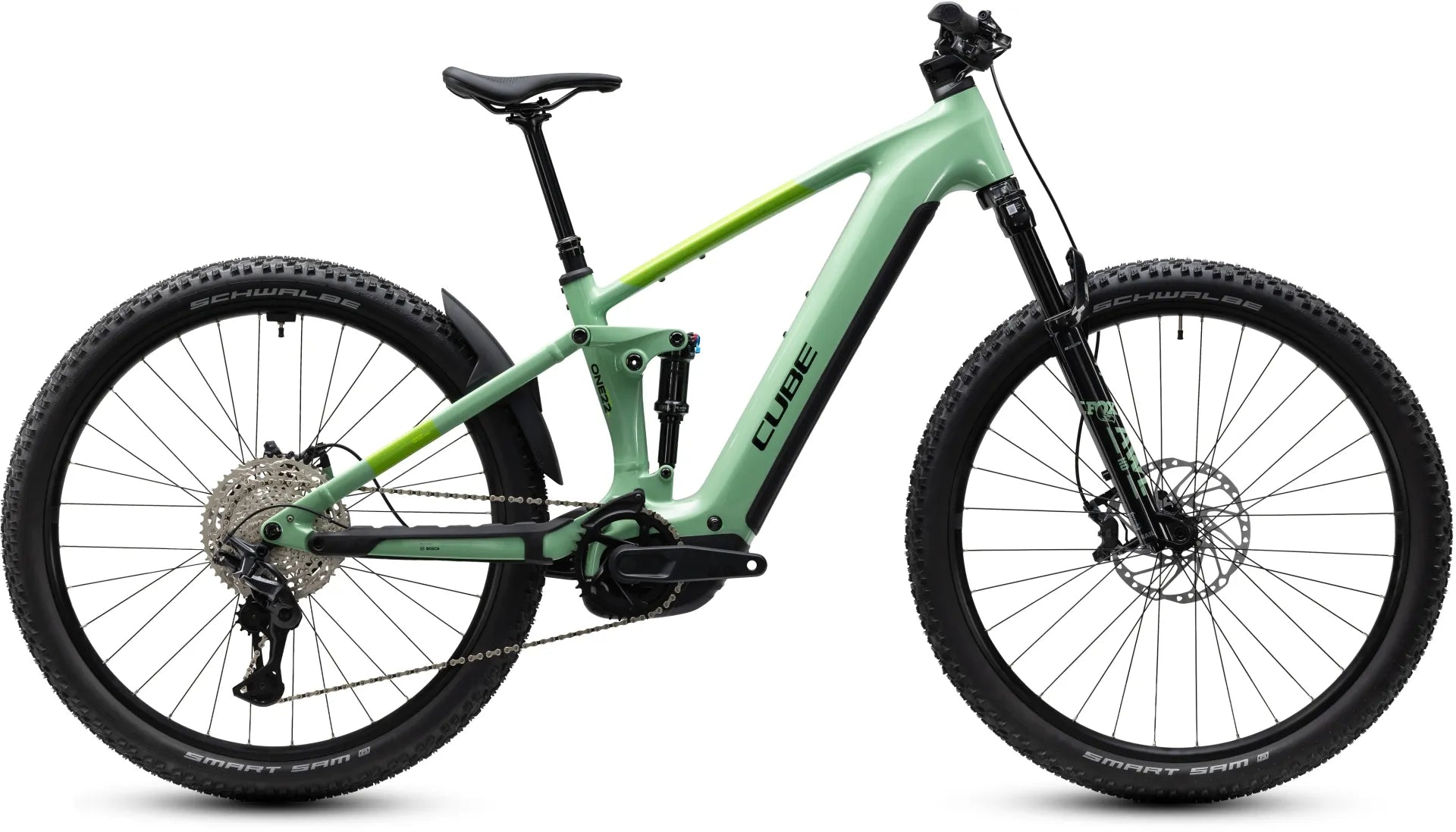 Cube STEREO HYBRID ONE22 SLX 800
E-MTB in Grün, vollgefedert, mit Bosch-Motor, geeignet für Outdoor-Aktivitäten und sportliche Fahrer.