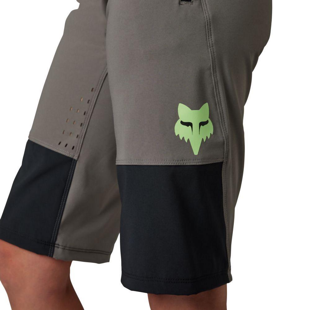 Fox W Defend Short Race 2023 - Liquid-Life #Wähle Deine Farbe_Pewter